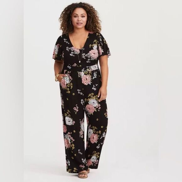 Torrid Floral Wide Leg Challis Jumpsuit Romper Women's Plus Black 0X - Picture 1 of 11